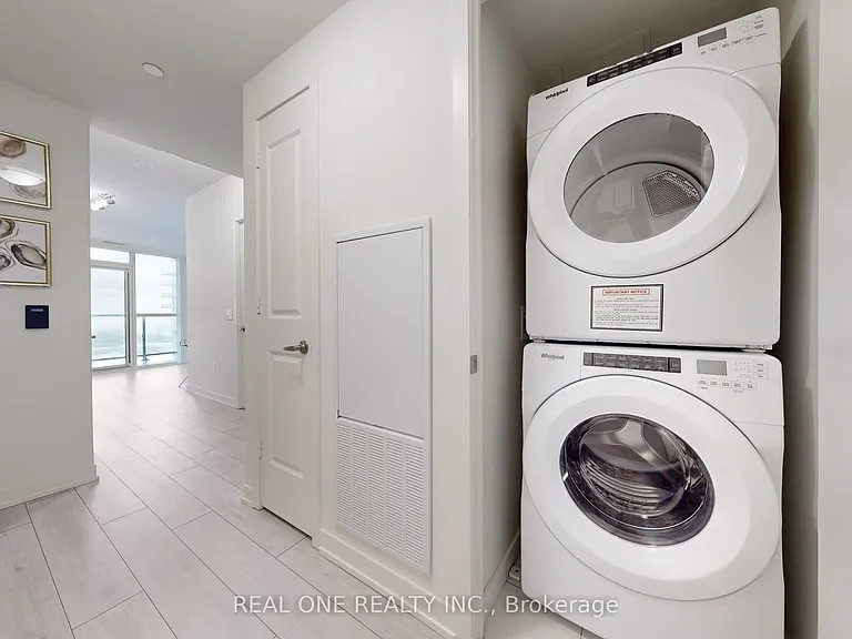 38 Annie Craig Dr #1005 — Photo 15