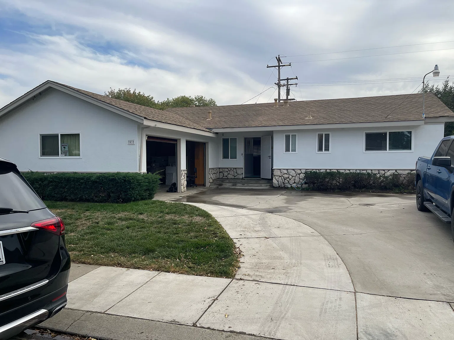 3 bed, 1123 sqft, $2,500 — Photo 2