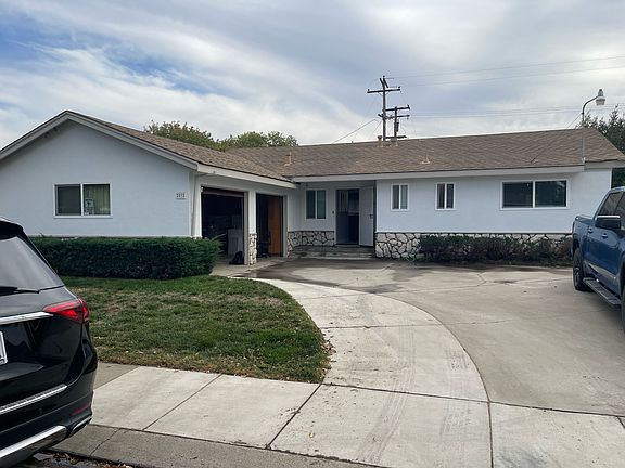 2nd image of 2032 Peach Dr