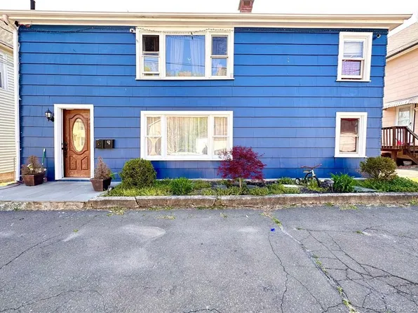 20 Smith St, Derby, CT 06418