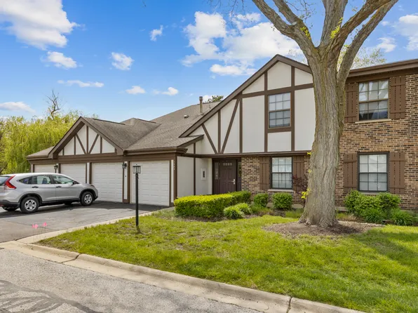 1363 Seven Pines Rd #2A, Schaumburg, IL 60193