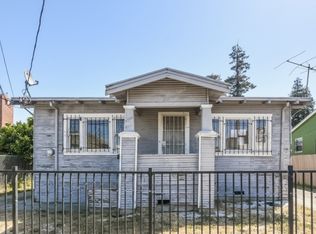 9712 Walnut St, Oakland, CA 94603