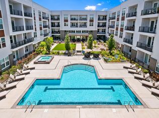 Everleigh Vernon Hills 55+ Active Adult Apartments, Vernon Hills, IL 60061