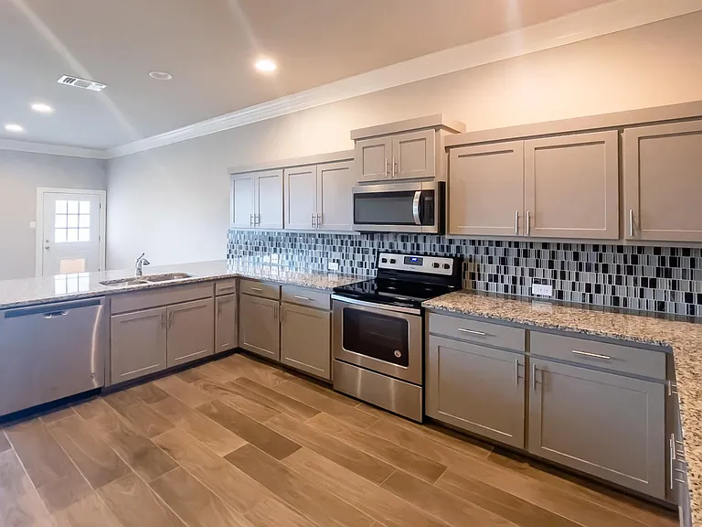 108 Bailey Kay Ct #A — Photo 2