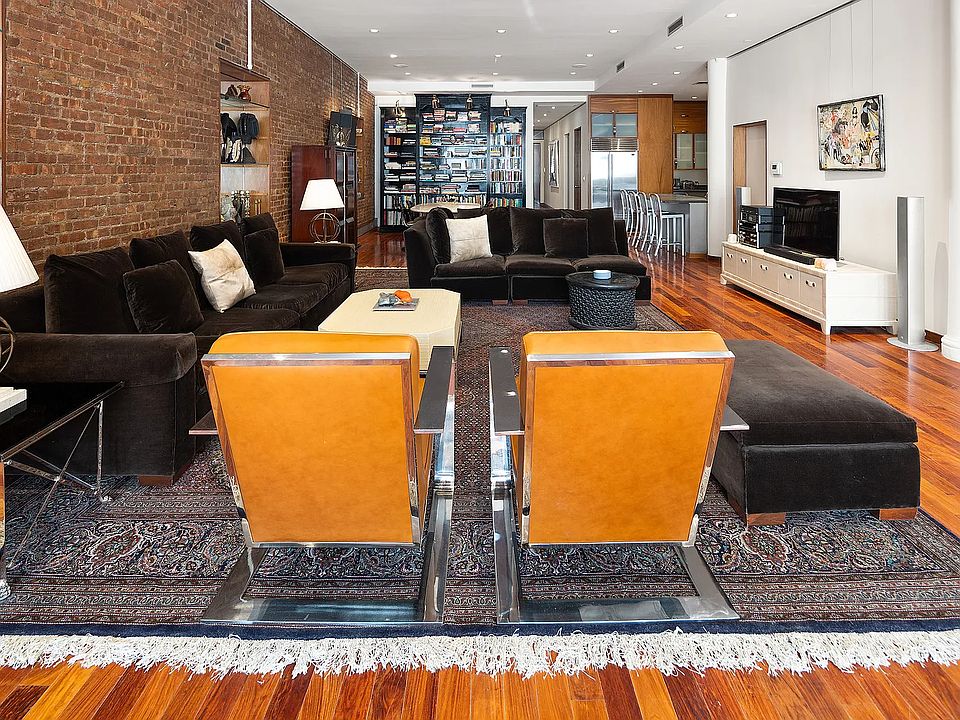 1st image of 50 Bond St #2