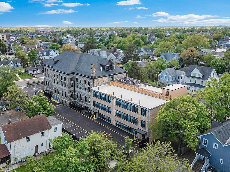 Star of the Sea Apartments — Photo 40