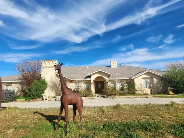 40744 27th St W, Palmdale, CA 93551