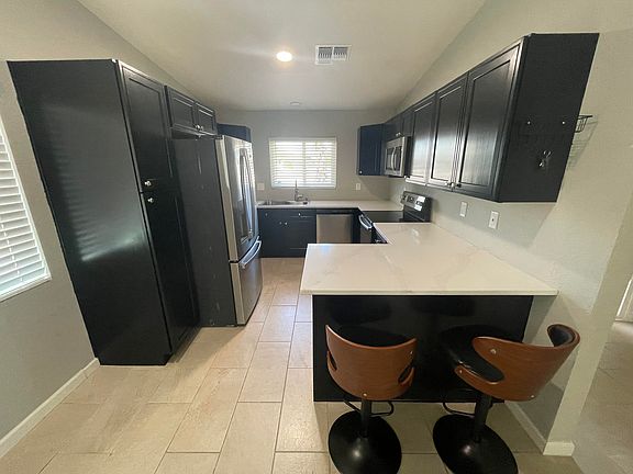 4th image of 4061 W Julep St