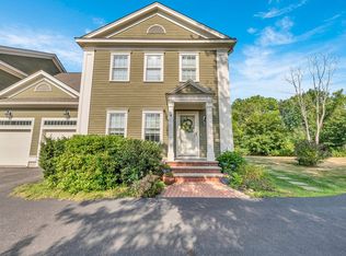 4 Stewart St UNIT 4, West Newbury, MA 01985
