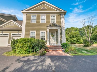 4 Stewart St UNIT 4, West Newbury, MA, 01985