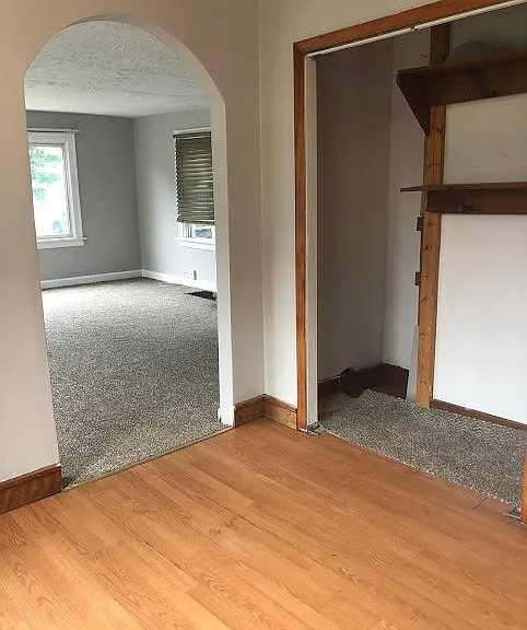 1009 Bellevue Dr — Photo 7