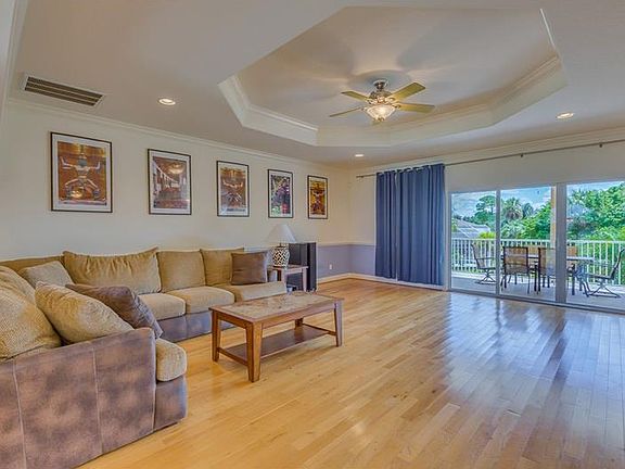 4th image of 4102 Marine Pkwy