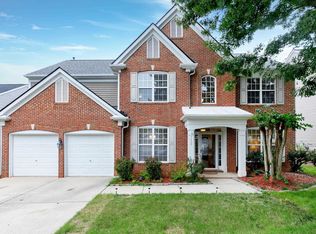 5438 Wind Mountain Ln, Raleigh, NC 27613