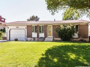 9288 S Brighton View Dr, Sandy, UT 84070
