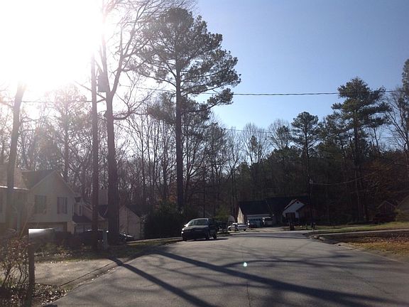 5th image of 597 Deerfield Ln