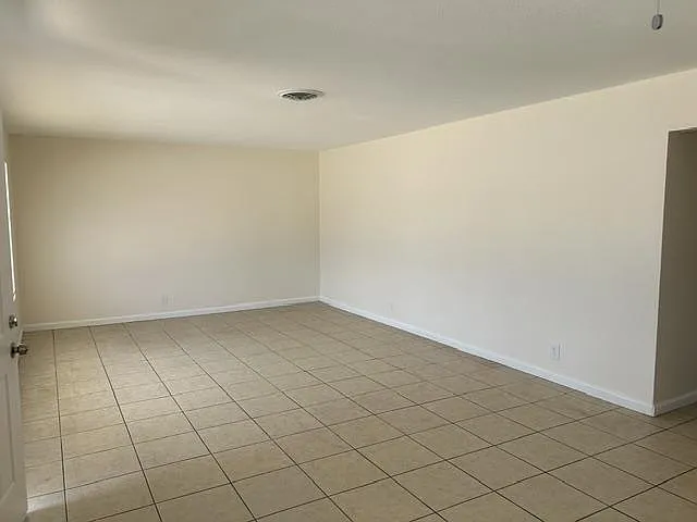 26081 Lawton Ct — Photo 2
