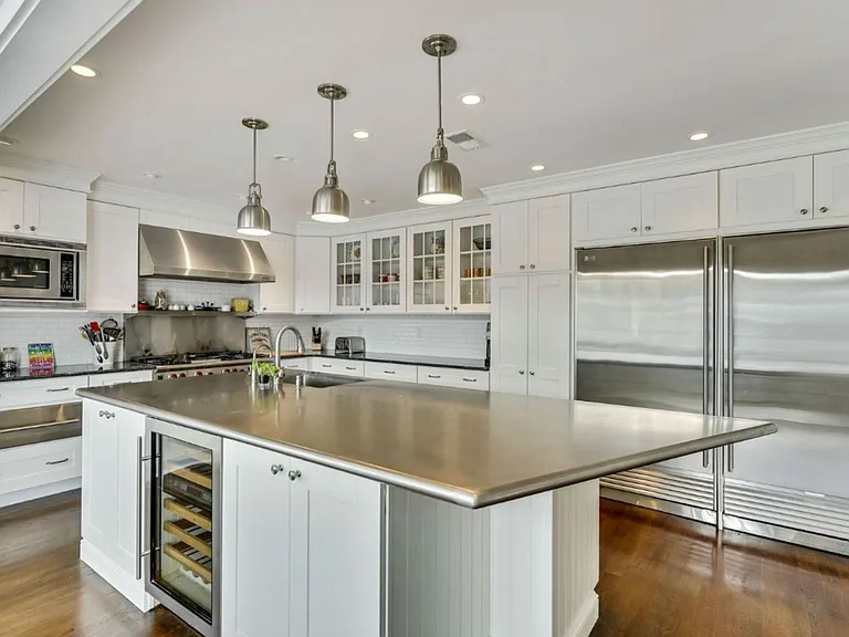 206 Curtis Point Dr — Photo 12