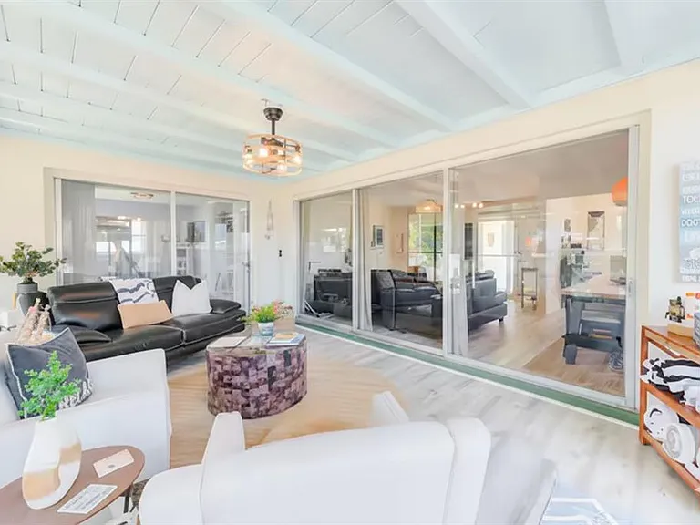 14283 Sharon Dr — Photo 4
