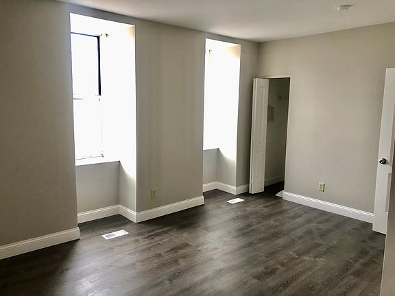 5th image of 1911 Sidney St