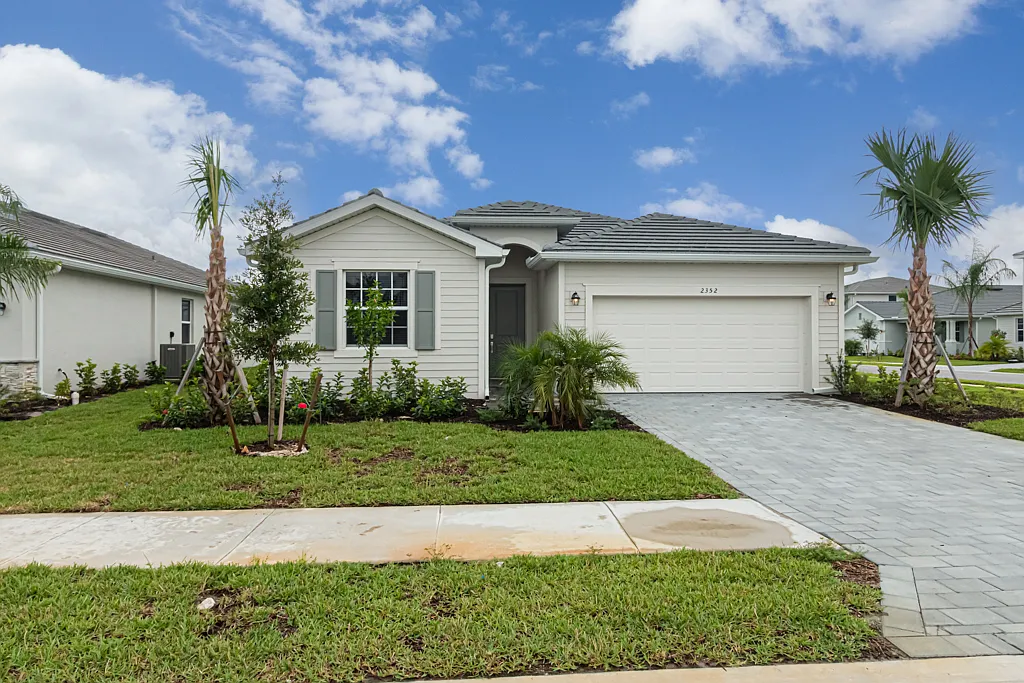 4 bed, 2032 sqft, $3,300 — Photo 4