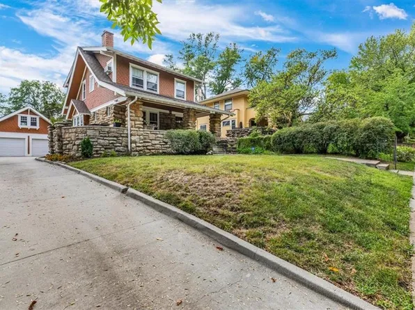 7 E 57th Ter, Kansas City, MO 64113