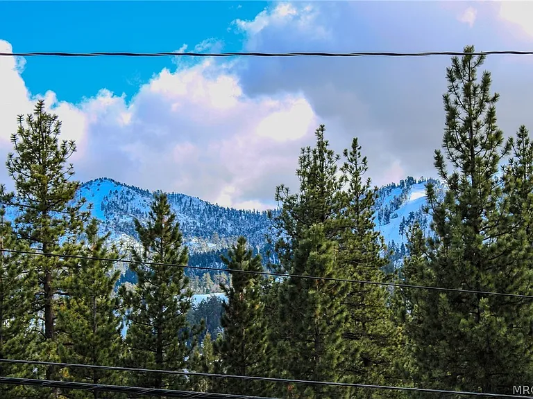 42830 Cougar Rd #UPPER — Photo 21