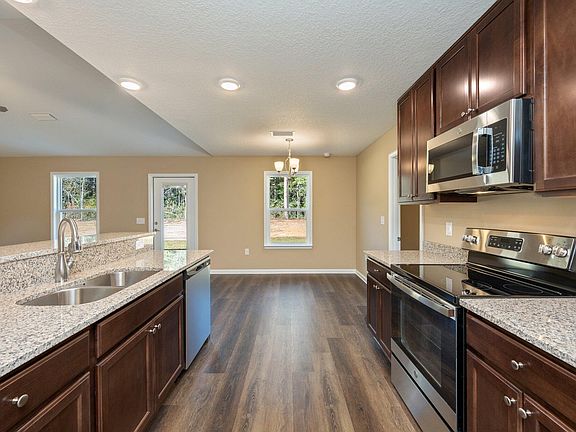 4th image of 6017 Colton Blaine Ct