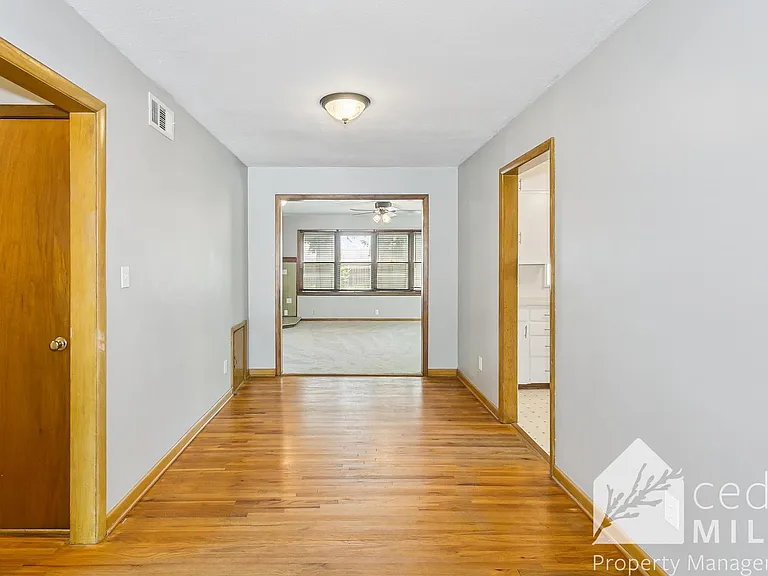 3801 E Grail Ave — Photo 3