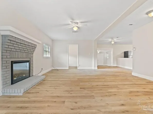7951 Regiment Dr, Pensacola, FL 32534