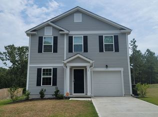 14 York Ct, Spring Lake, NC 28390