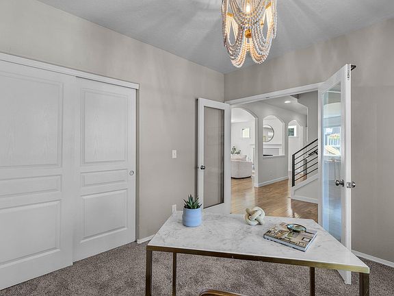5th image of 20345 Elaine Ln SE