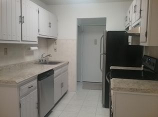 94 Arrowood Rd UNIT A, Manalapan, NJ 07726