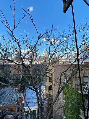 Rented by Compass | media 9