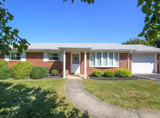 4781 Aberdene St, Center Valley, PA 18034