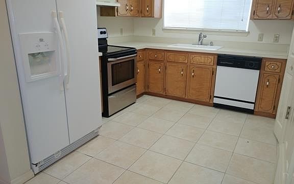 3rd image of 9219 Gulf Beach Hwy APT 2