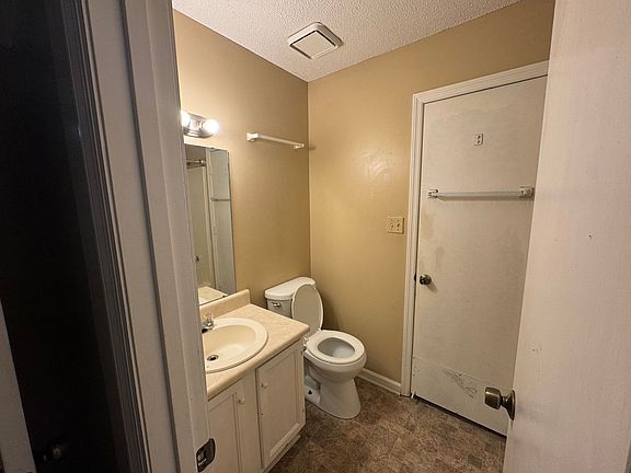 5th image of 2913 Wimberly Dr SW