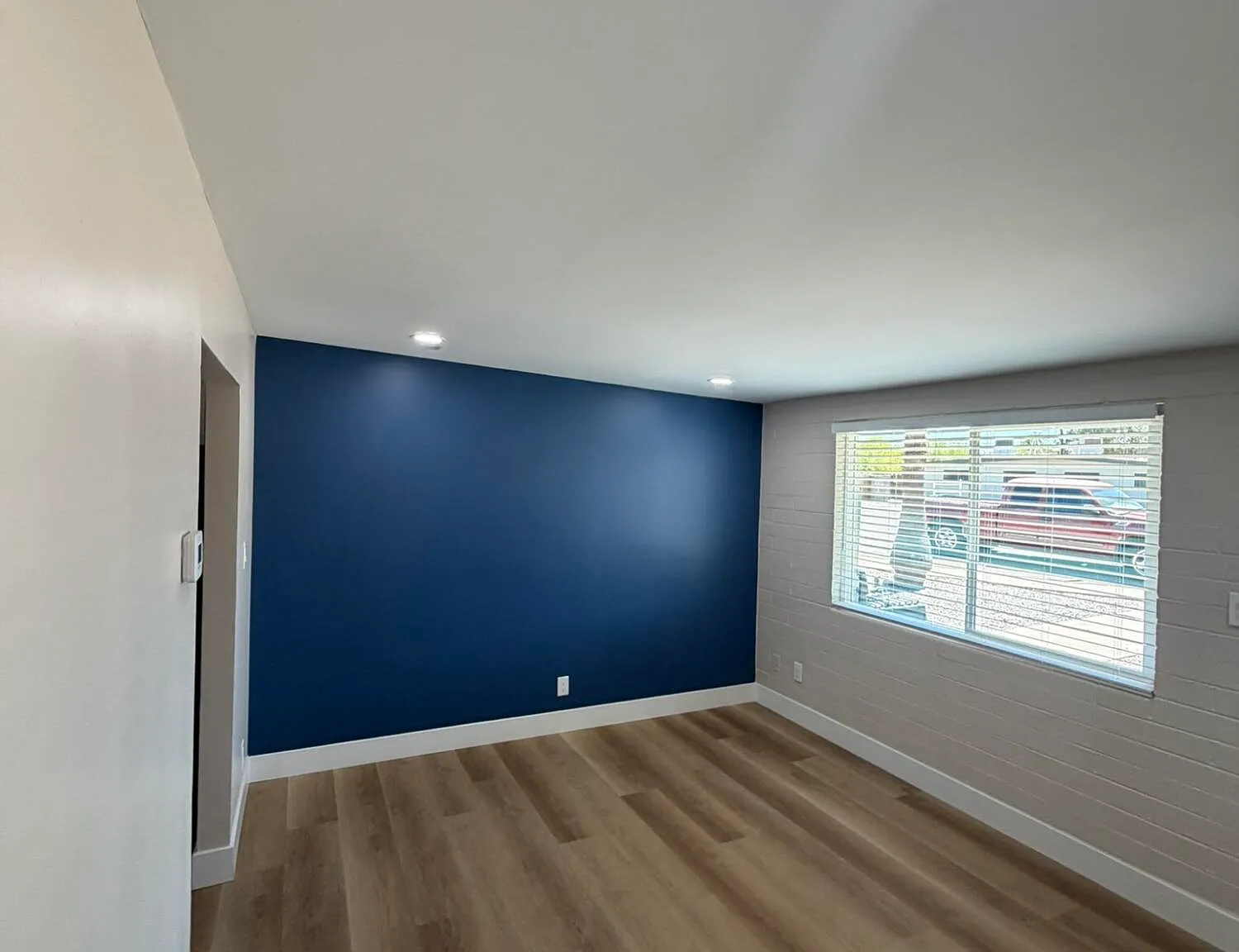 2 bed, 1.0 bath, 1443 sqft, $1,350 — Photo 4