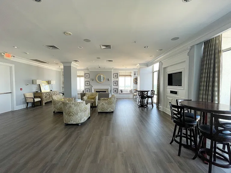 851 N Glebe Rd #203 — Photo 12