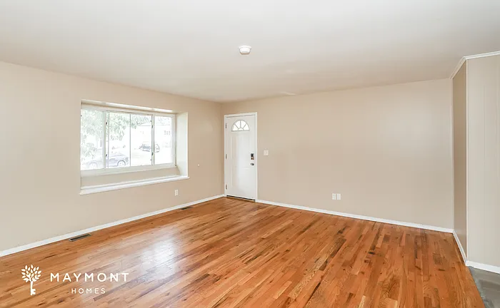 11374 Geneva Rd — Photo 5