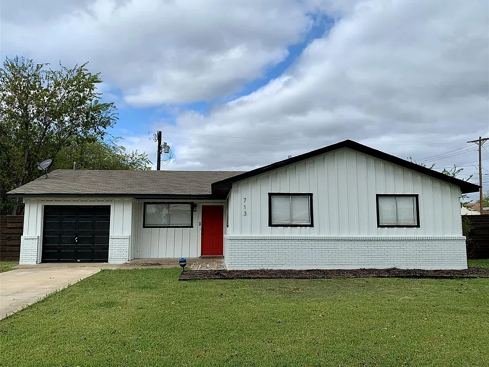 713 Sun Valley Dr