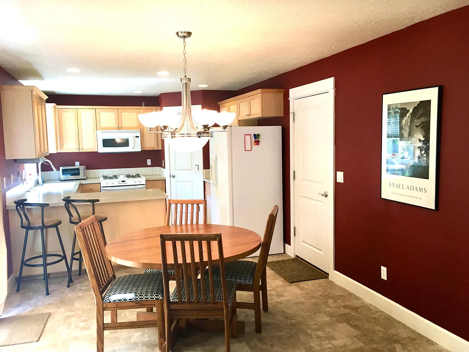 3 bed, 2.5 bath, 1757 sqft, $2,800 — Photo 3