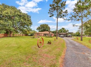 6815 Highland Rd, Santa Fe, TX 77517