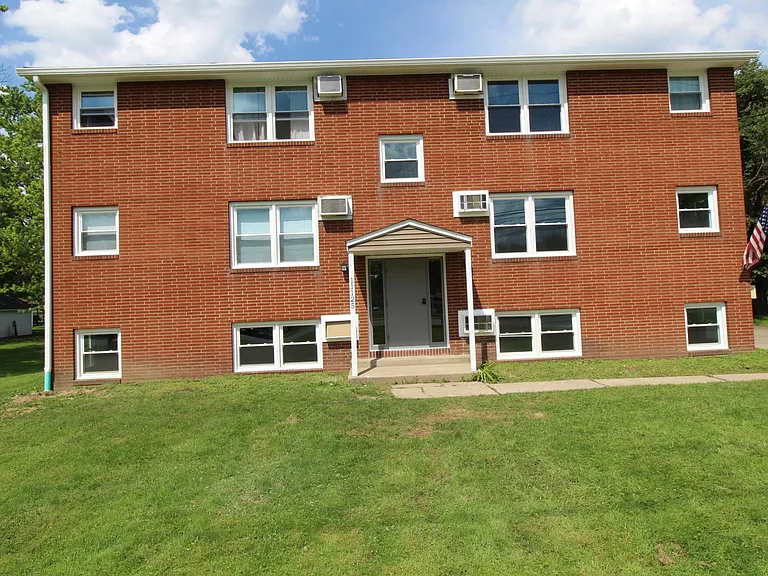 11125 Youngstown Pittsburgh Rd #1 — Photo 3