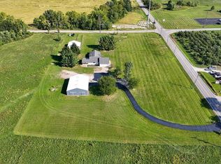 8805 Huguenard Rd, Fort Wayne, IN 46818
