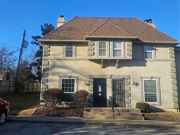 2nd image of 8334 Metcalf Ave