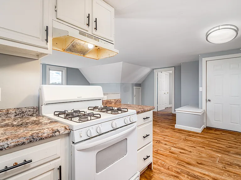 9 Mount Vernon St #3 — Photo 17
