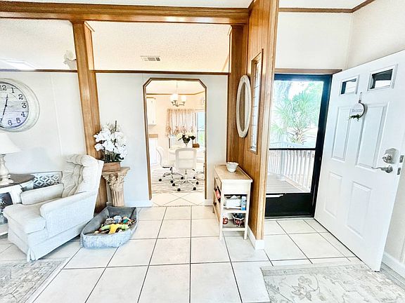 4th image of 1356 Calle Del Sol Cir