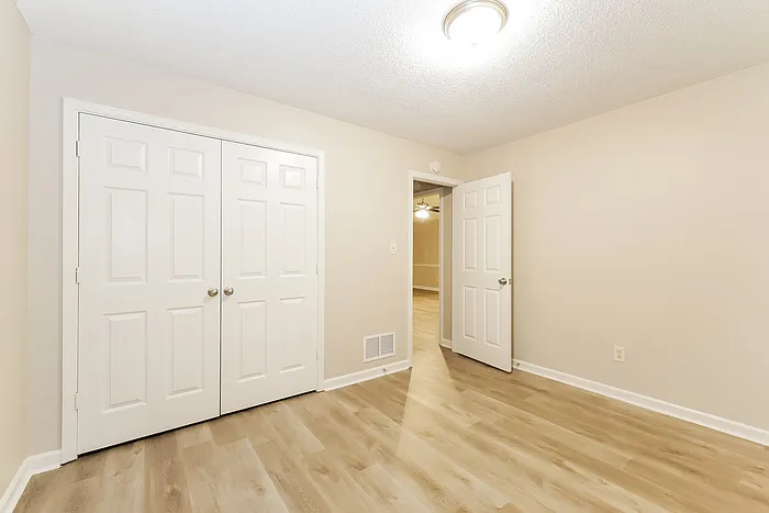7152 Olive Ridge Dr — Photo 11