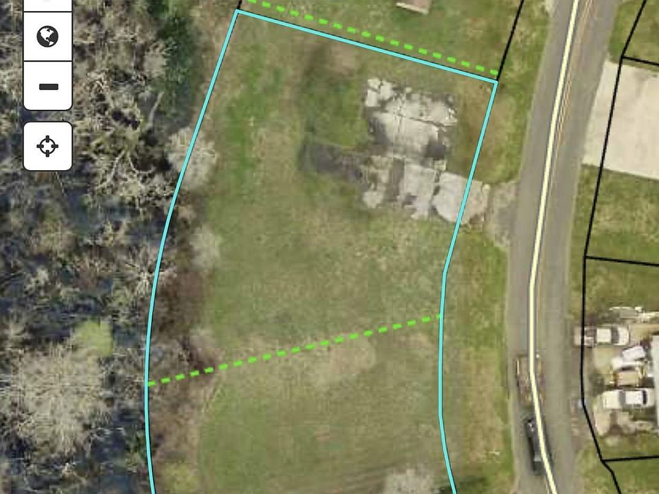 2nd image of 726 Shell Beach Rd