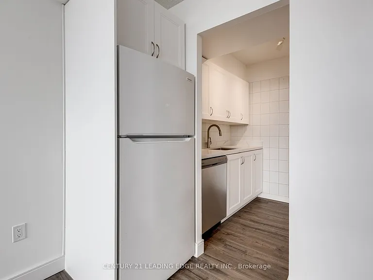 200 Lotherton Ptwy #1208 — Photo 23